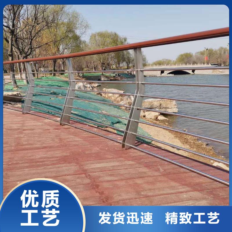 人行横道隔离栏
大量供应批发货源