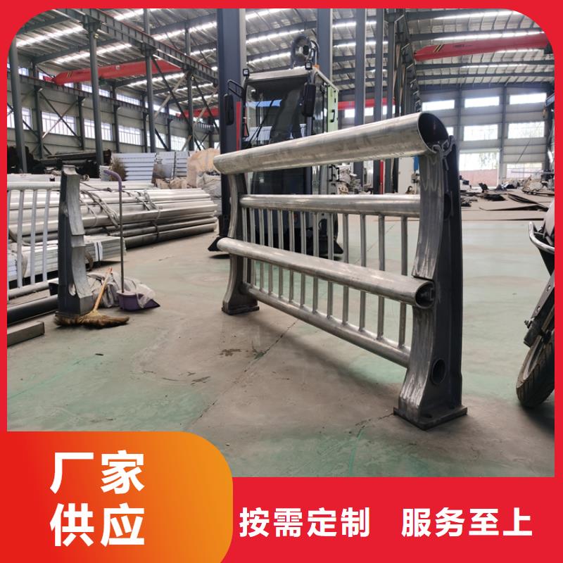 灯光防撞立柱认准展鸿护栏品质保障诚信经营