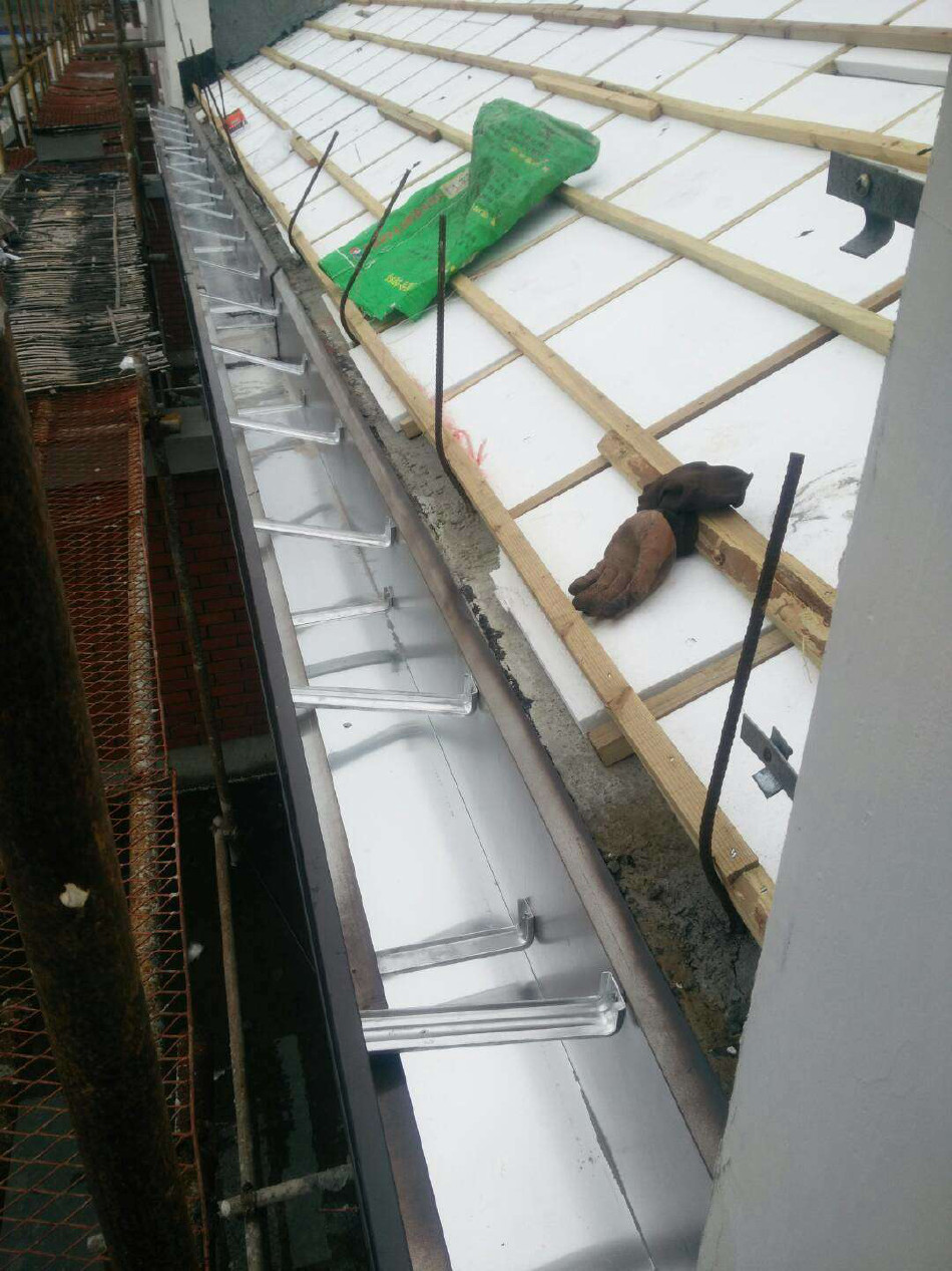 半圆型雨水槽厂家直销品牌企业