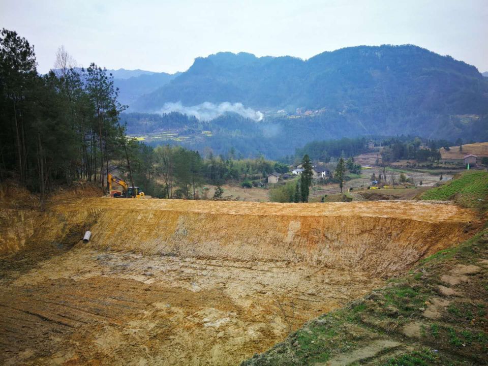 淤泥固化剂森林防火应急道路固化土报价厂家经验丰富