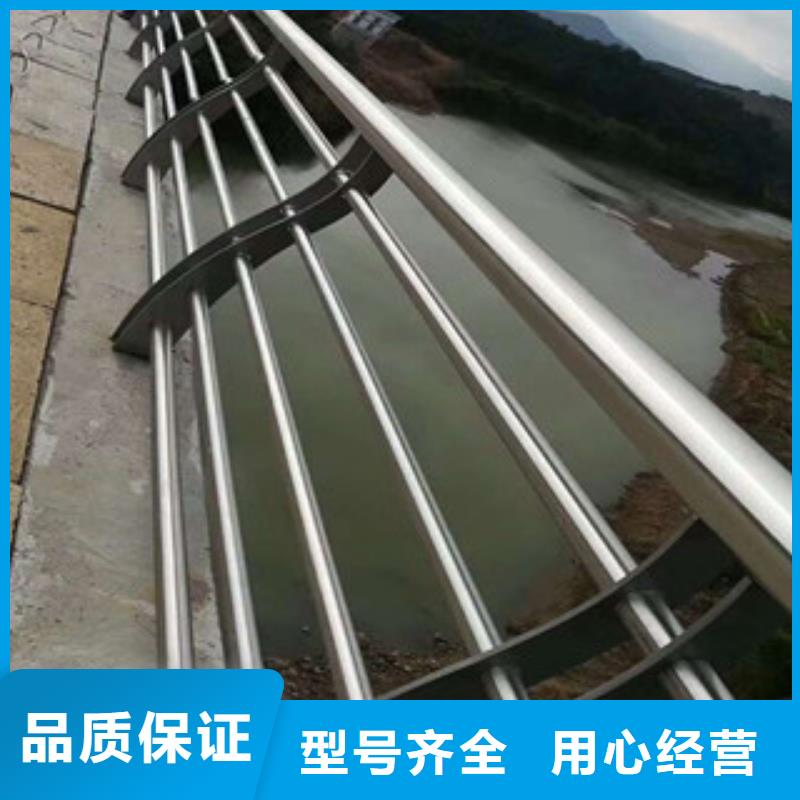 人行道栏杆生产厂家LED灯光护栏用品质赢得客户信赖精工细作品质优良