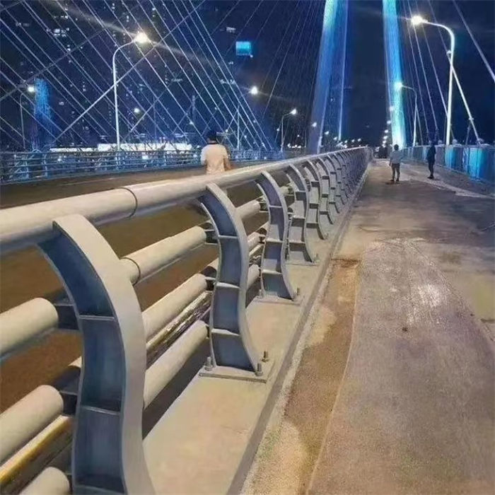 优质道路隔离护栏厂家的生产厂家