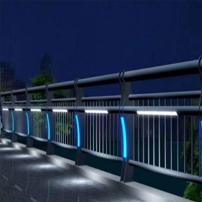 不锈钢道路护栏厂家源头厂家价格优惠