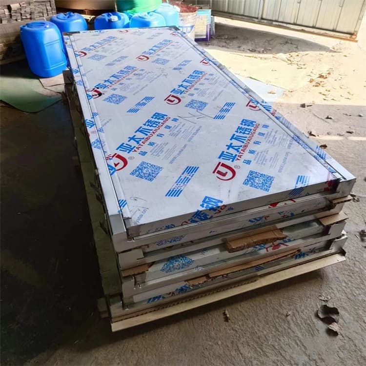 生产销售电动防护铅门2个铅当量厂家