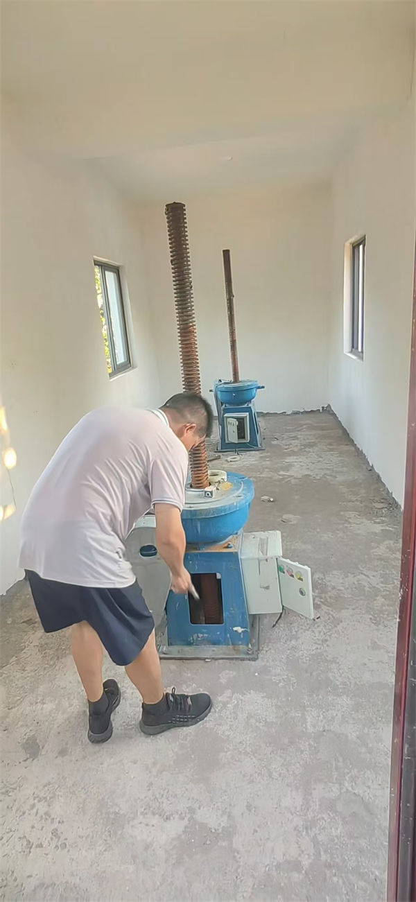 螺杆式启闭机双吊点启闭机产地直供