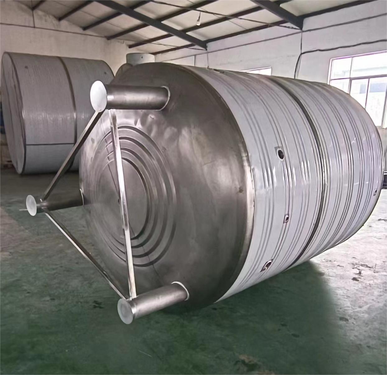 贮水罐信赖0.6-1.0Mpa