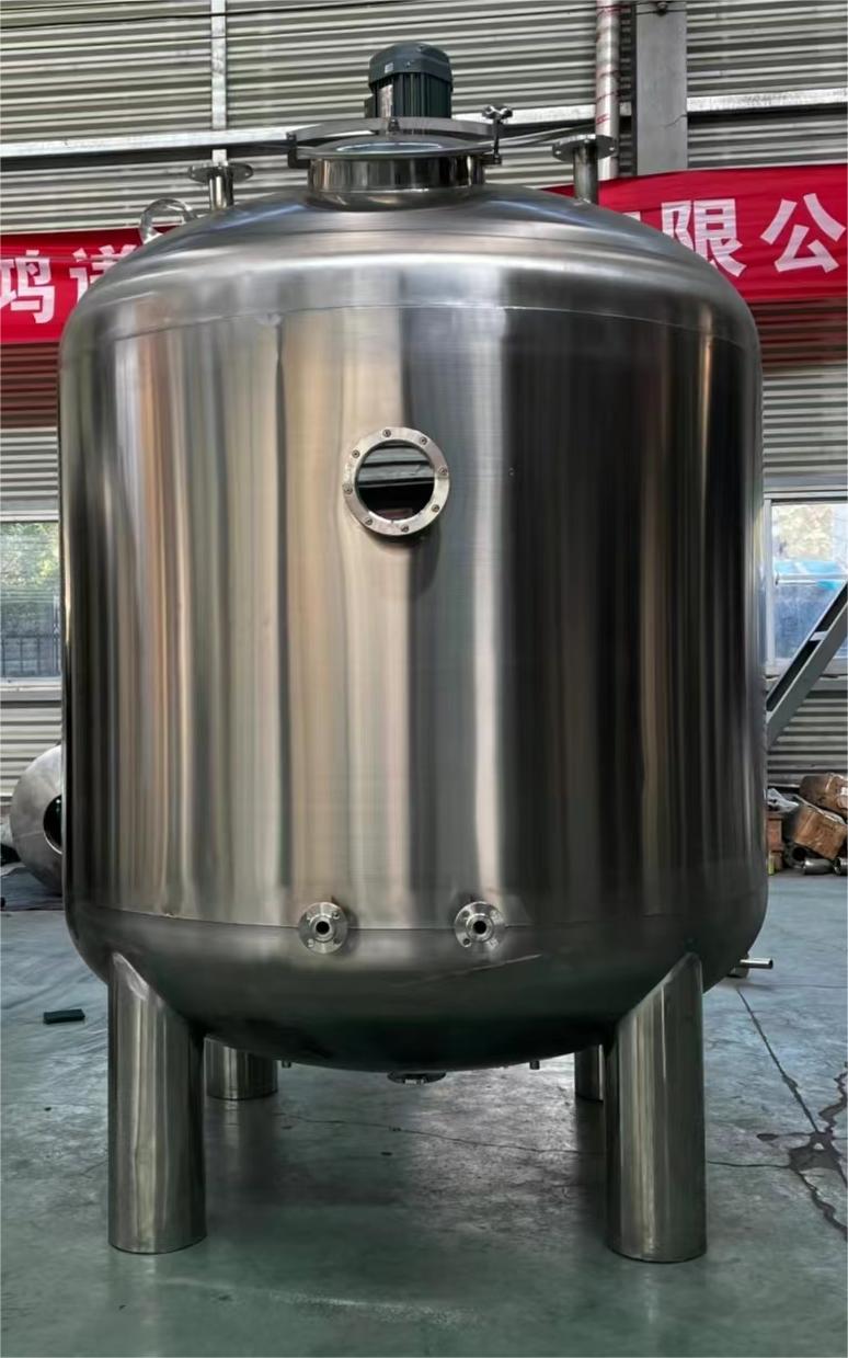 贮水罐货源0.6-1.0Mpa