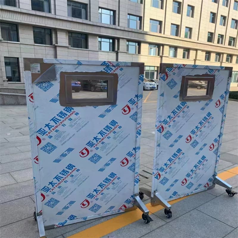 质量可靠的折叠式三联铅屏风基地