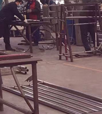 桥梁护栏  不用不锈钢立柱专业供货品质管控