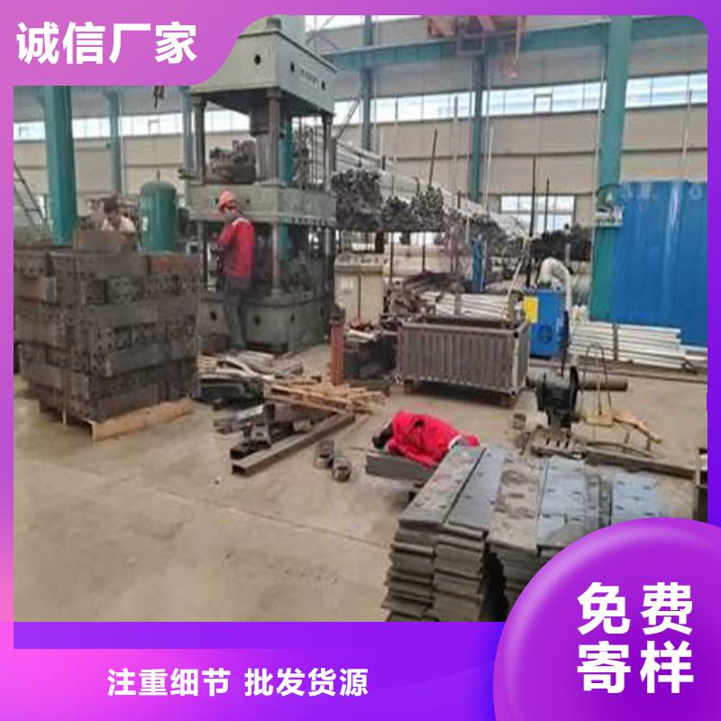 护栏,灯光防撞护栏产品性能品质保证