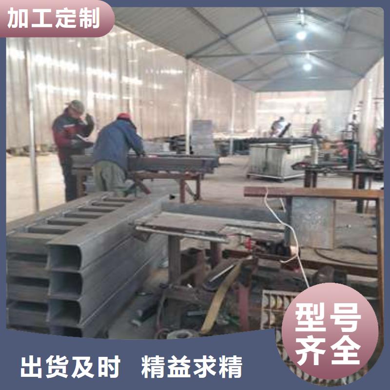 【护栏灯光防撞护栏敢与同行比服务】现货充裕
