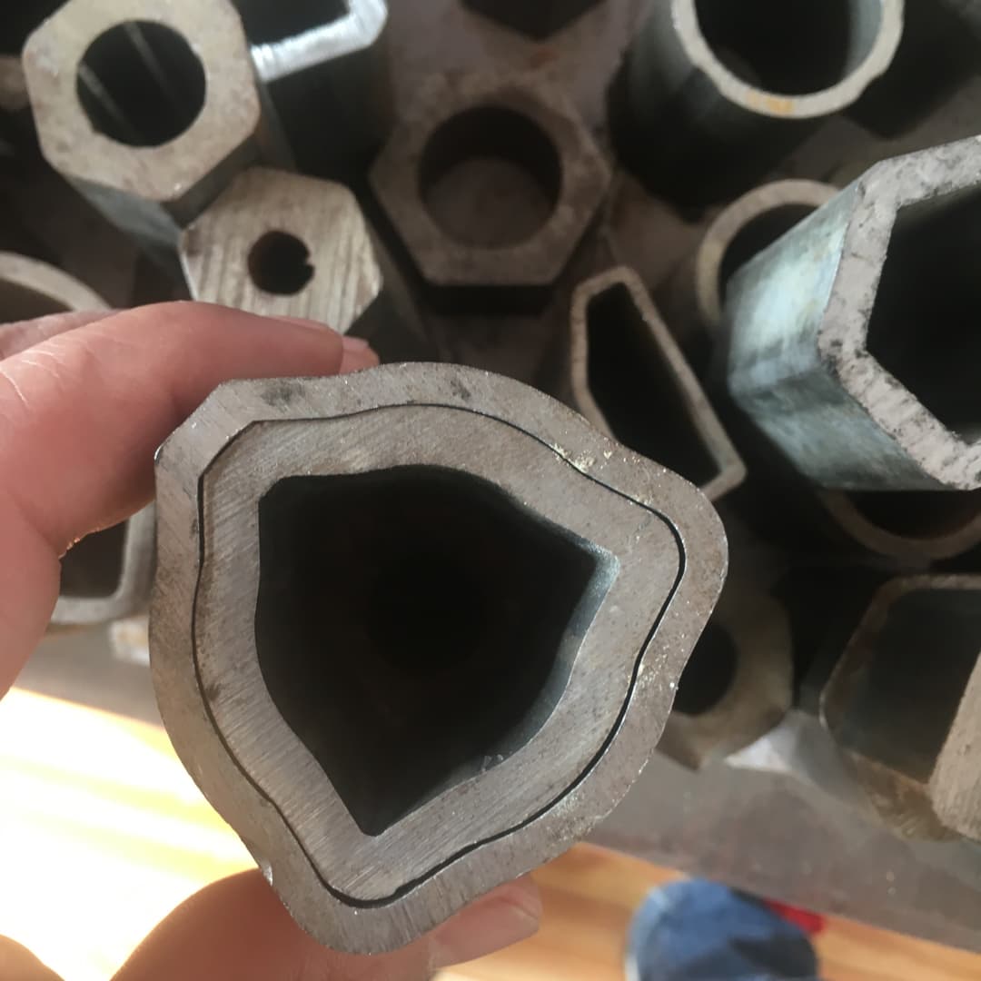 异型管层层质检