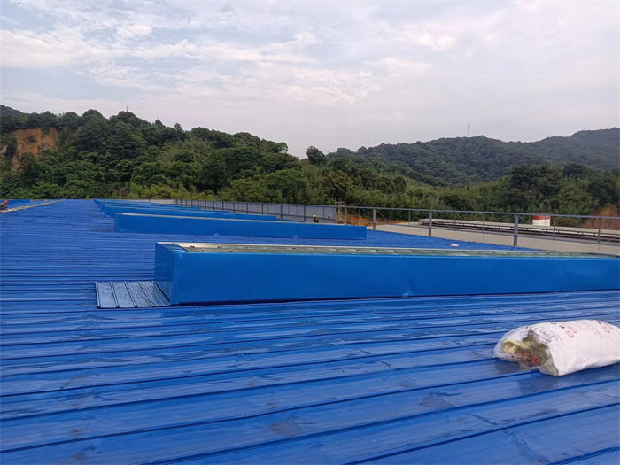 大型采光通风天窗欢迎电询