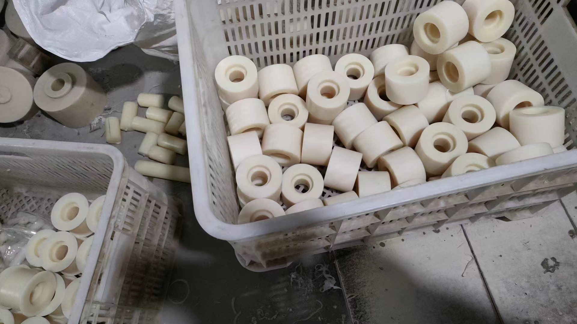 红色尼龙棒行业动态