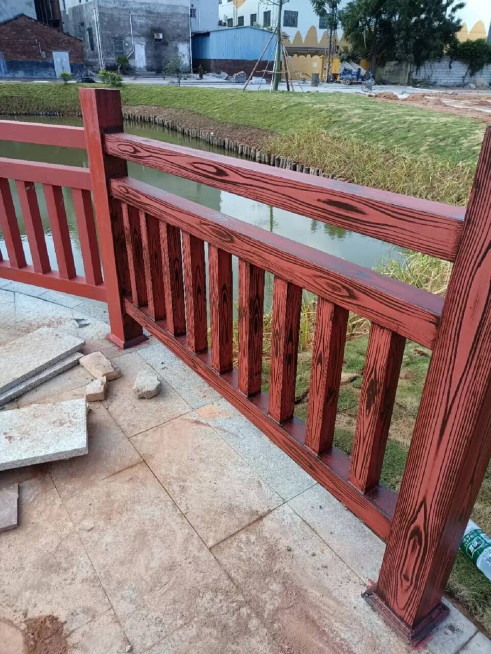 不锈钢仿木纹漆，长廊花架木纹漆，水性木纹漆厂家施工