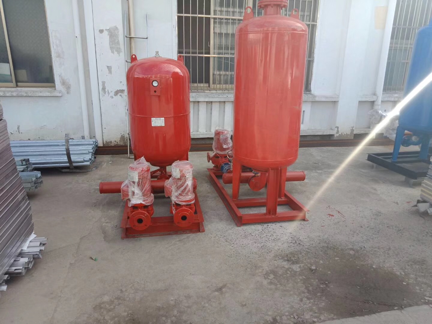【水箱】-圆柱形水箱物流配货上门