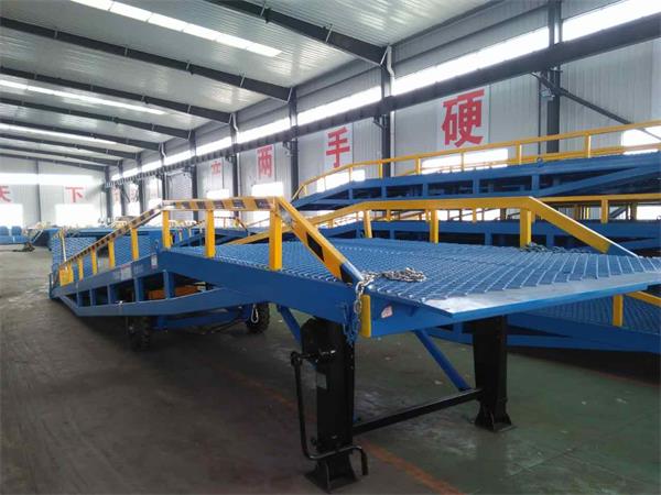 移动式装卸登车桥价格生产